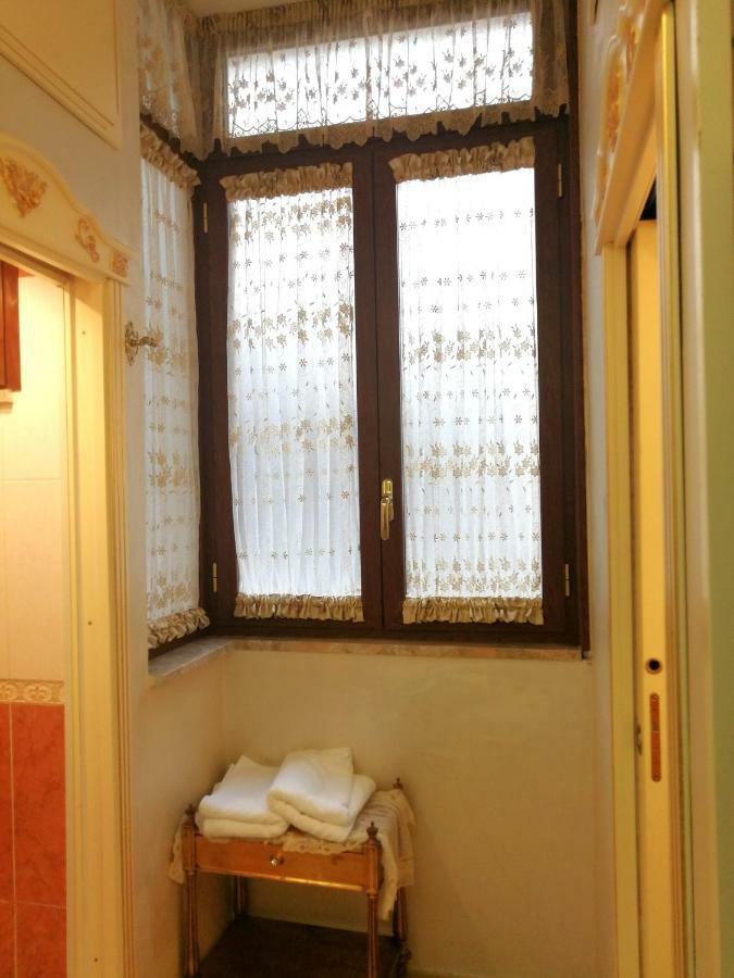 Apartamento Benvenuti Al Sud Nápoles Exterior foto