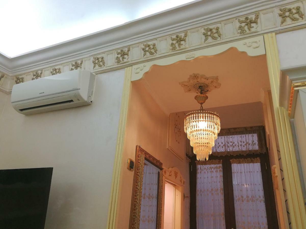 Apartamento Benvenuti Al Sud Nápoles Exterior foto
